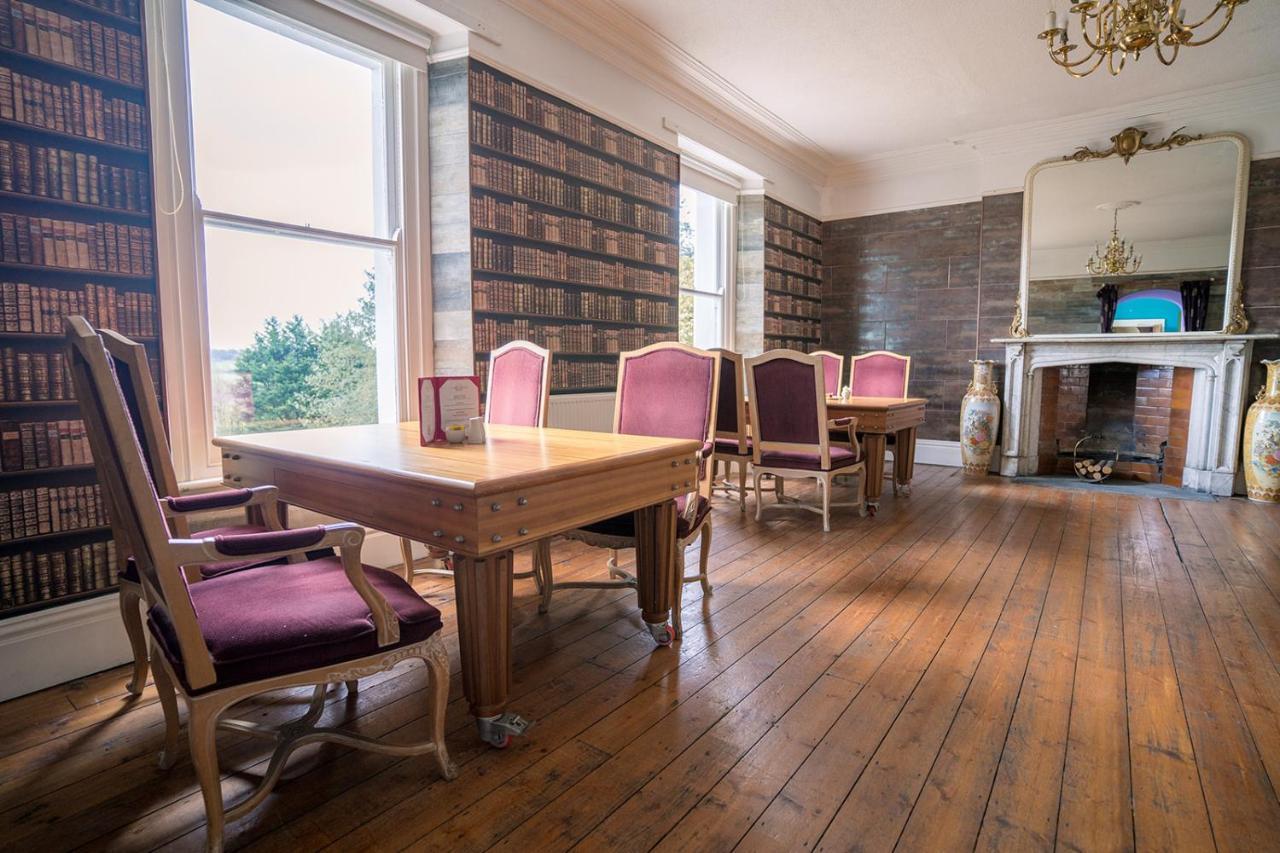 Affittacamere Court Colman Manor Bridgend  Esterno foto
