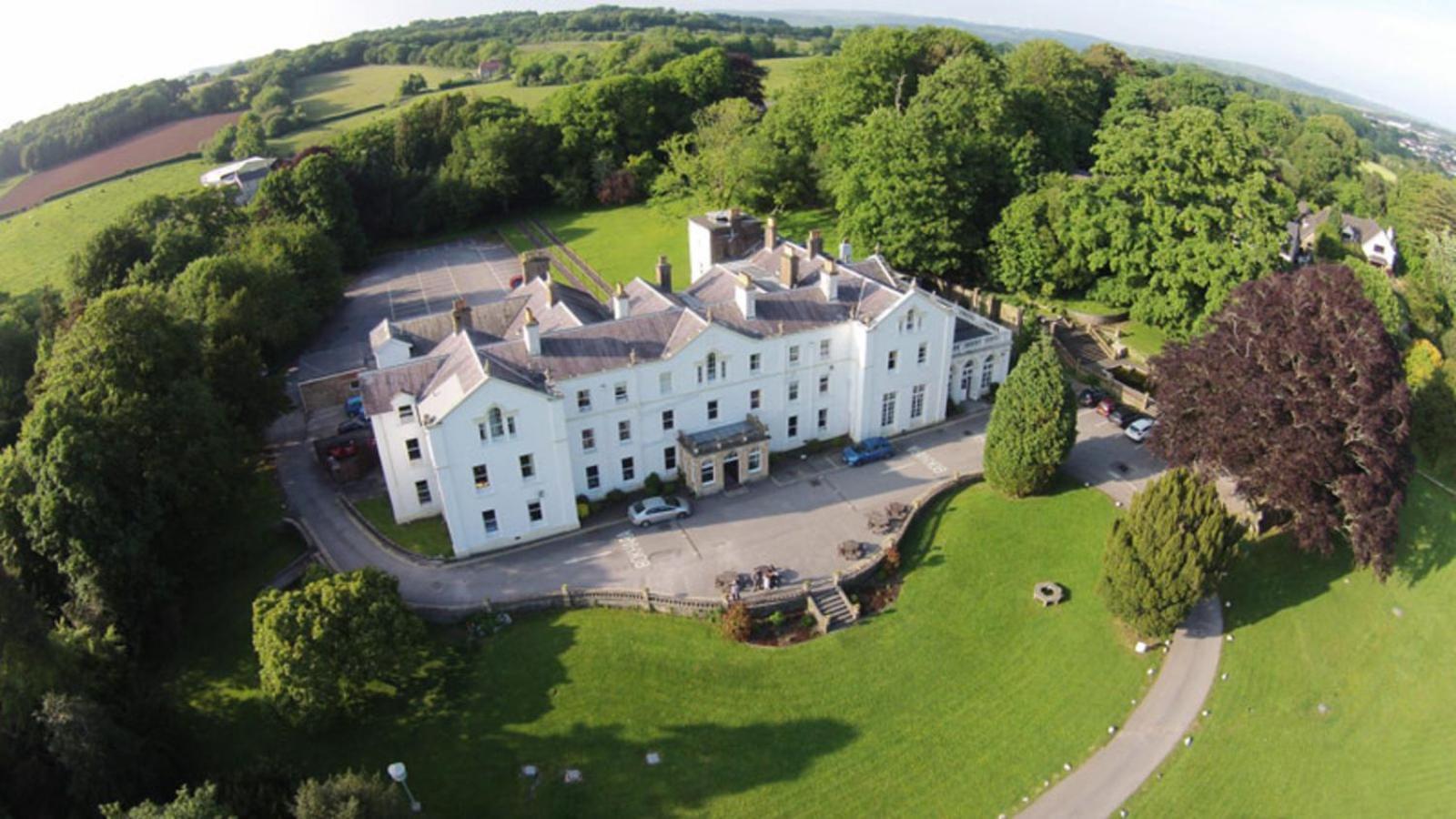 Affittacamere Court Colman Manor Bridgend  Esterno foto